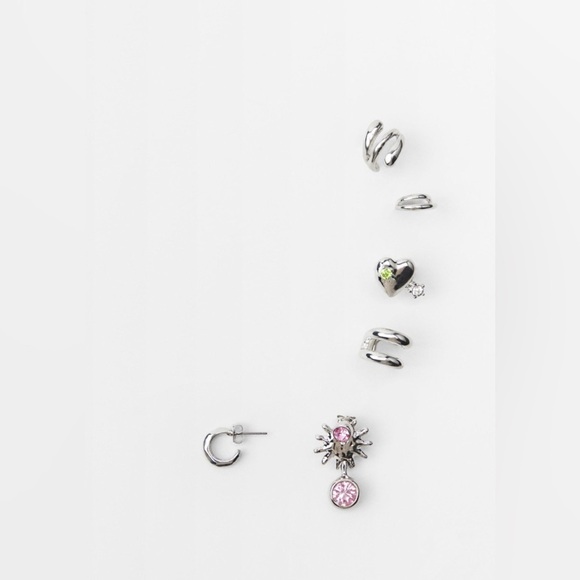 Zara HEART AND SUN EARCUFF💓 New with beautiful gift box 🎁 - Picture 1 of 4